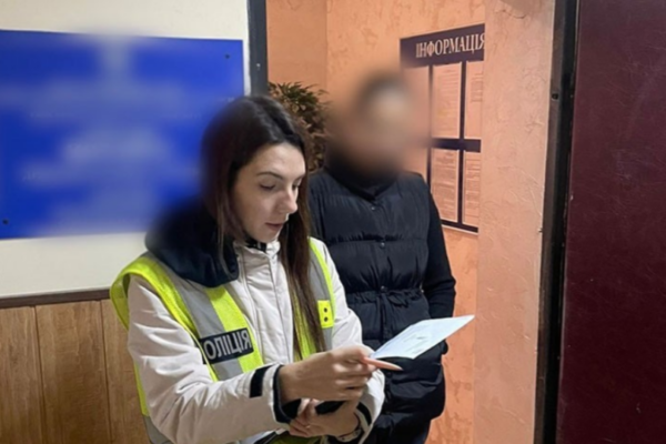 privlasnili blizko 1 mln grn z raxunkiv pomerlix u kiyevi suditimut privatnogo notariusa ta trox d197d197 spilnikiv 67a55d734a943 Привласнили близько 1 млн грн з рахунків померлих — у Києві судитимуть приватного нотаріуса та трьох її спільників