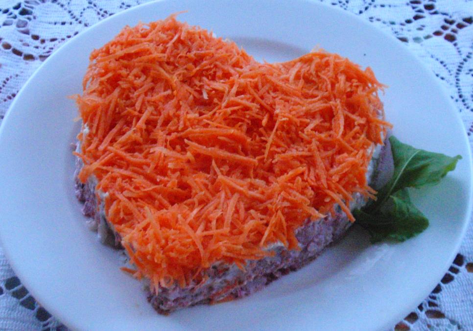 recepti smachnij sitnij salat pomarancheva valentinka 67ae915eac5b2 Рецепти: Смачний ситний салат «Помаранчева Валентинка»