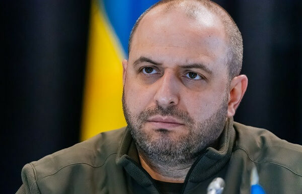 rustem umyerov rozpochav robotu na ramshtajni u bryusseli 67ae9fcf1fd5d Рустем Умєров розпочав роботу на Рамштайні у Брюсселі