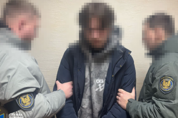 sbu zatrimala chotirox nepovnolitnix yaki vlashtuvali terakt u mikolayevi pid chas yakogo zaginuli vijskovi 67b7d8c98a0e6 СБУ затримала чотирьох неповнолітніх, які влаштували теракт у Миколаєві, під час якого загинули військові