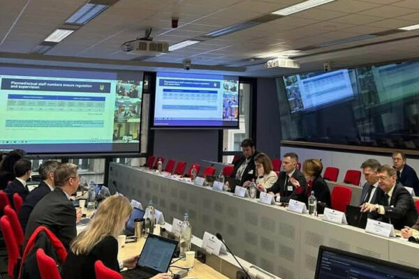 Україна розпочала двосторонній скринінг з ЄС щодо фінансових послуг ukrad197na rozpochala dvostoronnij skrining z yes shhodo finansovix poslug 67ae9bf142093 Україна розпочала двосторонній скринінг з ЄС щодо фінансових послуг