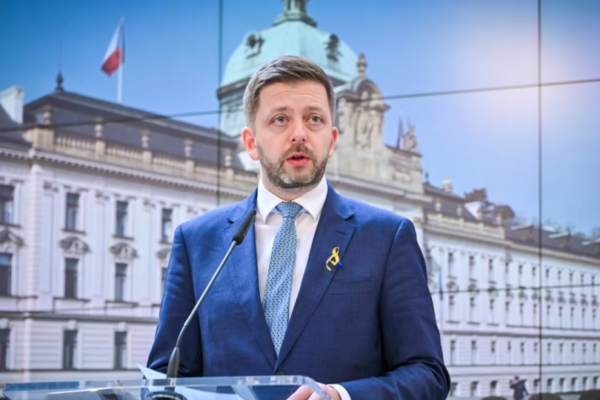 ukrad197nci vtratyat status timchasovogo zaxistu v chexid197 pislya zakinchennya vijni abo peremirya golova mvs krad197ni 67b7d91f3b5c3 Українці втратять статус тимчасового захисту в Чехії після закінчення війни або перемир’я, — голова МВС країни