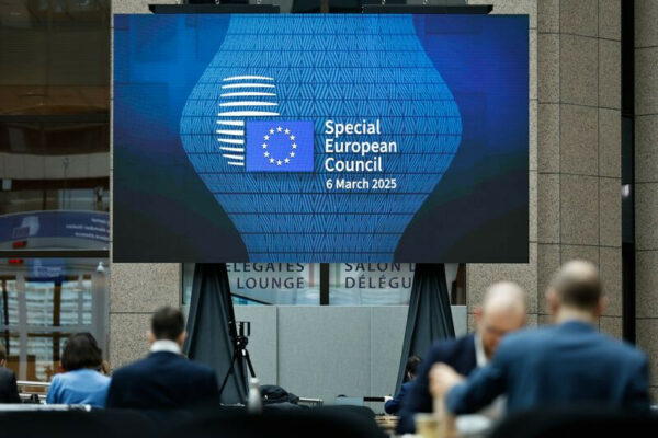 propoziciyu vidiliti paket dopomogi na 20 mlrd yevro ukrad197ni pidtrimuyut ne vsi krad197ni topdiplomat yes 67ca4a0939fc1 Пропозицію виділити пакет допомоги на 20 млрд євро Україні підтримують не всі країни — топдипломат ЄС