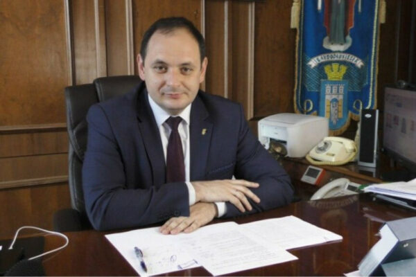 chi mozhna biti ditej za rosijsku movu mer ivano frankivska marcinkiv zrobiv opituvannya 68115a75d581f Чи можна бити дітей за російську мову — мер Івано-Франківська Марцінків зробив опитування