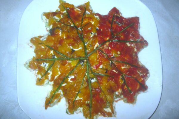 recepti smachnij domashnij salat klenovij listok 680ad9e7065b8 Рецепти: Смачний домашній салат «Кленовий листок»