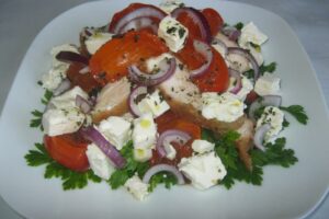 recepti smachnij pikantnij domashnij salat svyatkovi fantazid197 682fc3f9d5772 Рецепти: Смачний пікантний домашній салат «Святкові фантазії»