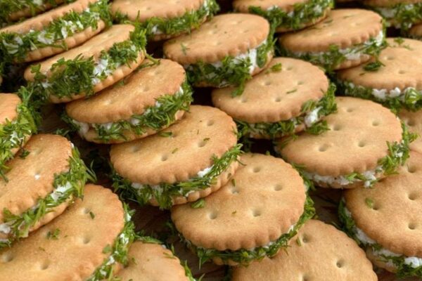 recepti smachnij pikantnij kreker iz sirom 681d4ef948919 Рецепти: Смачний пікантний крекер із сиром