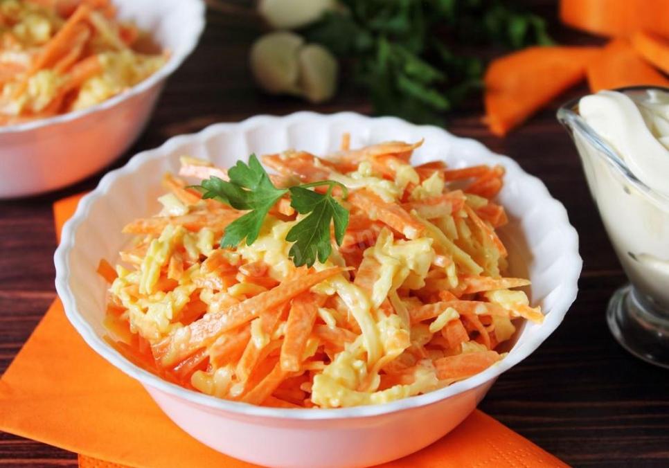 recepti smachnij pozhivnij salat z yablukami morkvoyu i Рецепти: Смачний поживний салат з яблуками, морквою і хроном