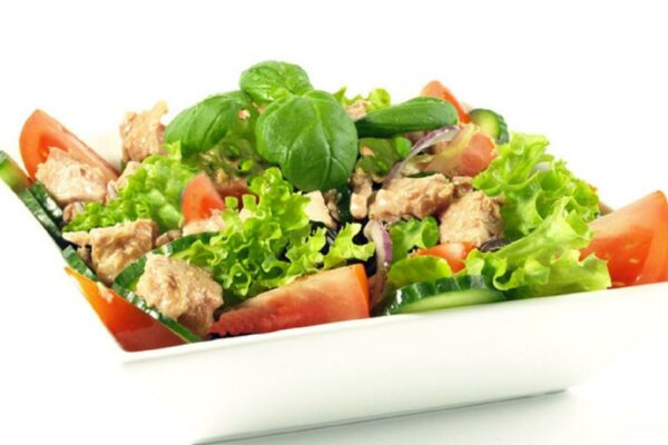 recepti smachnij sitnij salat dlya gurmaniv 681d4ee40185e Рецепти: Смачний ситний салат «Для гурманів»
