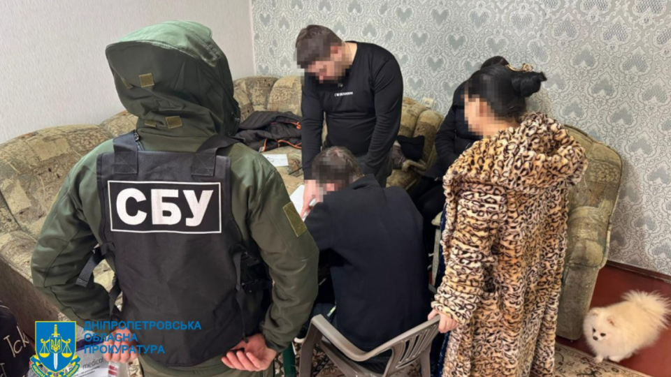 oshukali na 3 mln grn rodichiv vijskovix yaki znikli bezvisti chi potrapili v polon na dnipropetrovshhini vikrili Ошукали на 3 млн грн родичів військових, які зникли безвісти чи потрапили в полон — на Дніпропетровщині викрили шахраїв