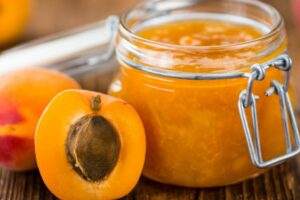 recepti smachne aromatne domashnye abrikosove povidlo 684b73a073a75 Рецепти: Смачне ароматне домашнє абрикосове повидло