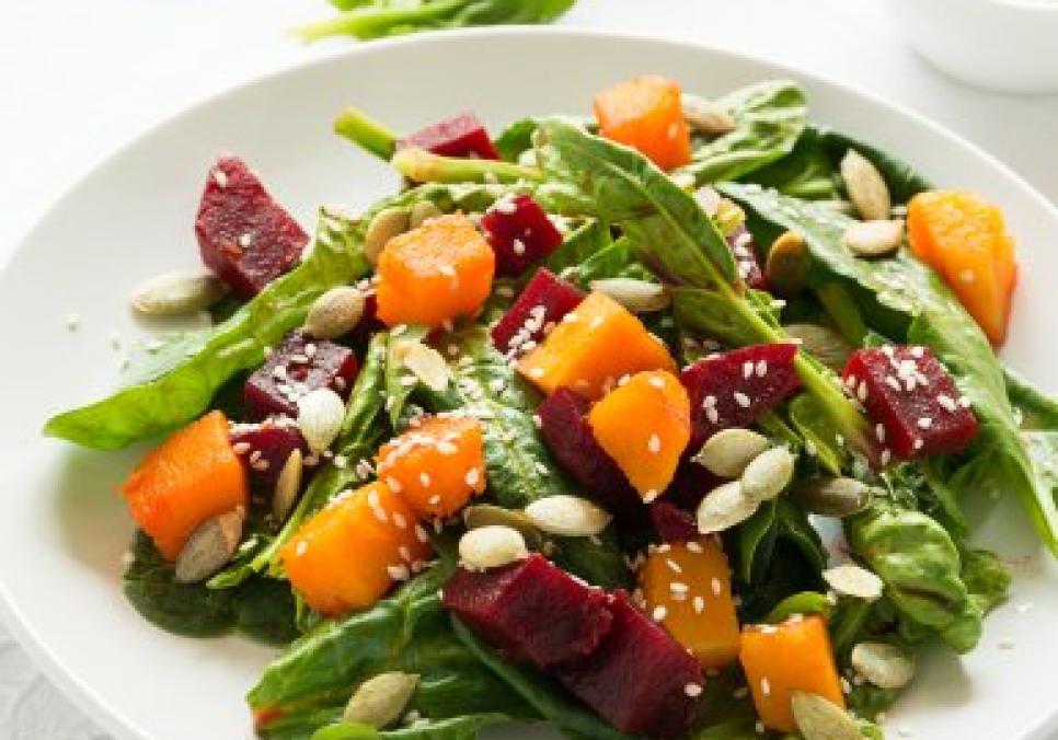 recepti smachnij pozhivnij salat z garbuza i rukoli z migdalem 684b7383bf583 Рецепти: Смачний поживний салат з гарбуза і руколи з мигдалем