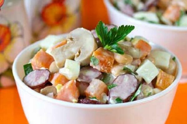 Рецепти: Смачний ситний салат “Мисливець” recepti smachnij sitnij salat mislivec 684b739aaa211 Рецепти: Смачний ситний салат “Мисливець”