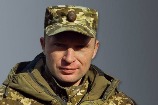 volodimir zelenskij priznachiv general majora drapatogo komanduvachem obyednanix sil zsu 683f7f50d5bc4 Володимир Зеленський призначив генерал-майора Драпатого командувачем Об’єднаних сил ЗСУ