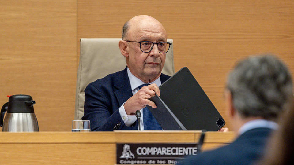 eksministra finansiv ispanid197 montoro pidozryuyut u korupcid197 v gazovij sferi 6889536b38dcb Ексміністра фінансів Іспанії Монторо підозрюють у корупції в газовій сфері