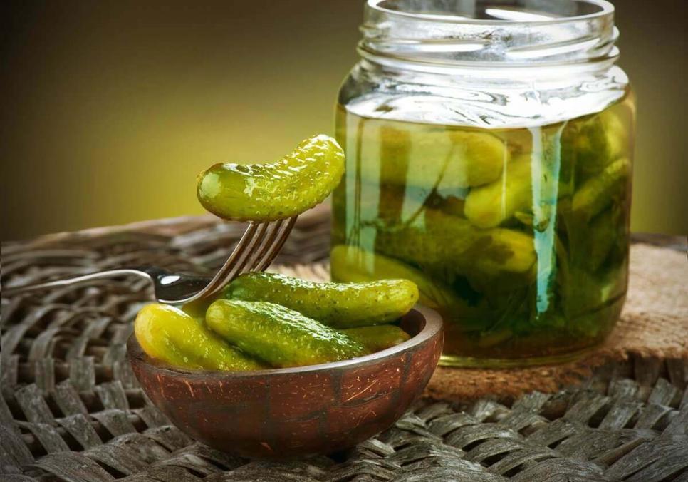 recepti smachni domashni soleni ogirki 686722fb8c569 Рецепти: Смачні домашні солені огірки