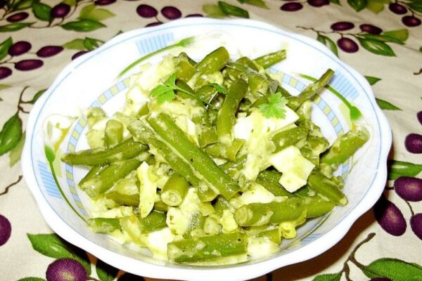 recepti smachnij pozhivnij teplij salat zi sparzhevod197 kvasoli 68705d953936c Рецепти: Смачний поживний теплий салат зі спаржевої квасолі