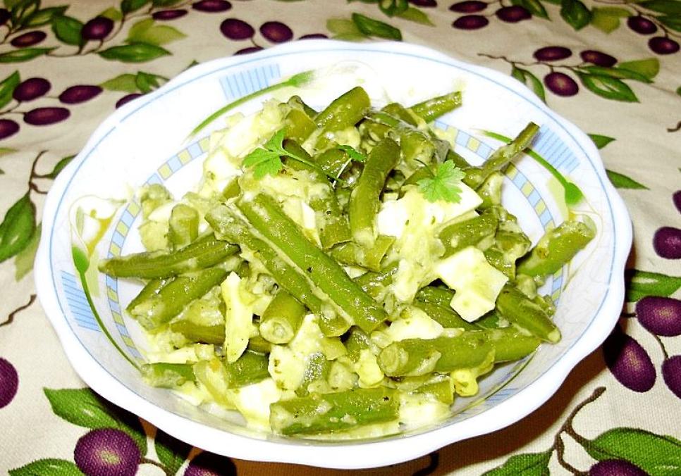 recepti smachnij pozhivnij teplij salat zi sparzhevod197 kvasoli 68705d953936c Рецепти: Смачний поживний теплий салат зі спаржевої квасолі