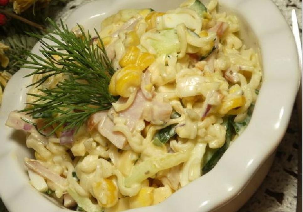 recepti smachnij sitnij domashnij salat z lokshini 68705d7d8a7f1 Рецепти: Смачний ситний домашній салат з локшини