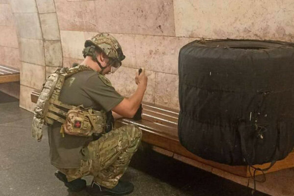 u kiyevi cherez nasos dlya velosipedu zakrili stanciyu metro libidska 68895311e9a82 У Києві через насос для велосипеду закрили станцію метро «Либідська»