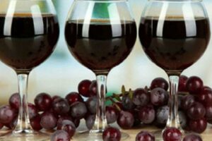 recepti smachne domashnye vino vinogradne 68a7bc908ea2c Рецепти: Смачне домашнє вино «Виноградне»