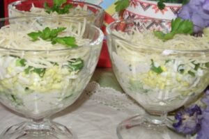 recepti smachnij pozhivnij ovochevij salat novinka 689547dad8596 Рецепти: Смачний поживний овочевий салат «Новинка»