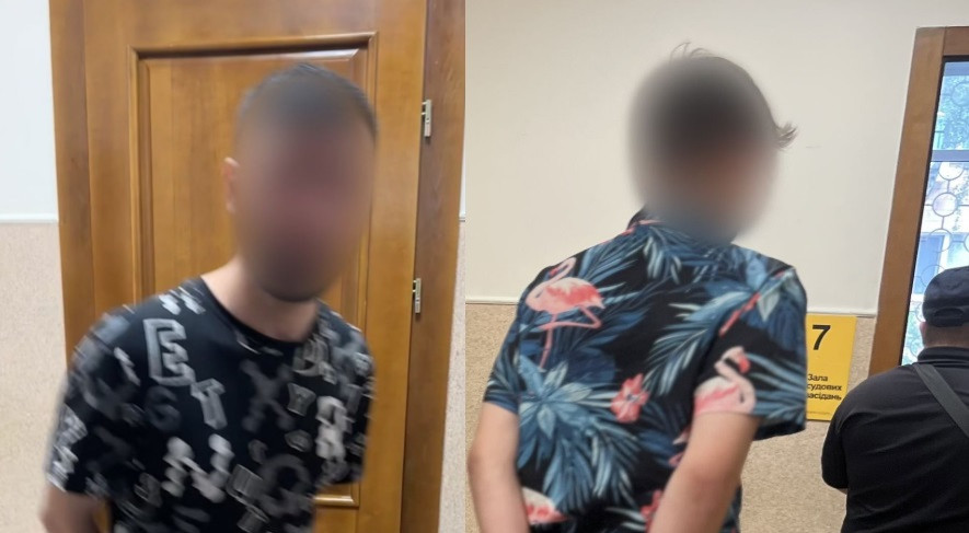 u kiyevi vzyali pid vartu dvox molodikiv yakix pidozryuyut u zd291valtuvanni 12 richnod197 divchinki 68928dce35baf У Києві взяли під варту двох молодиків, яких підозрюють у зґвалтуванні 12-річної дівчинки