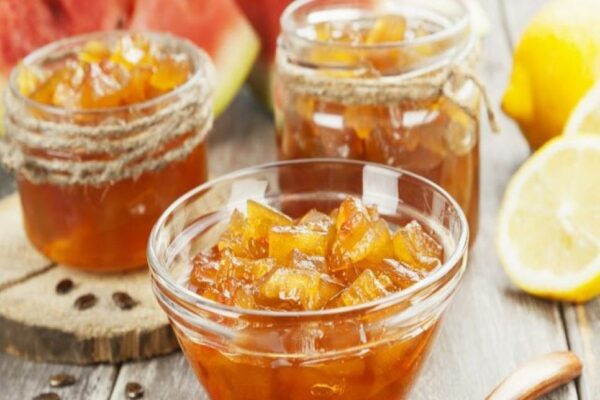 recepti smachne domashnye varennya z ajvi 68cca67767d47 Рецепти: Смачне домашнє варення з айви