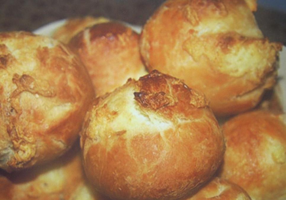 recepti smachni domashni buryakovi bulochki 68c36c114a0d8 Рецепти: Смачні домашні бурякові булочки
