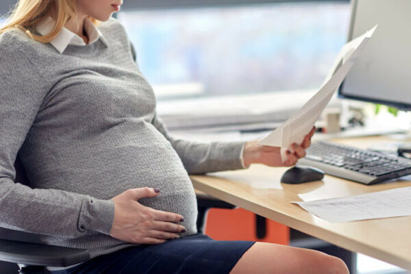 u derzhpraci poyasniliza yakix umov samozajnyata osoba maye pravo na dopomogu po vagitnosti ta pologax 68c0b1e5230d3 У Держпраці пояснили,за яких умов самозайнята особа має право на допомогу по вагітності та пологах