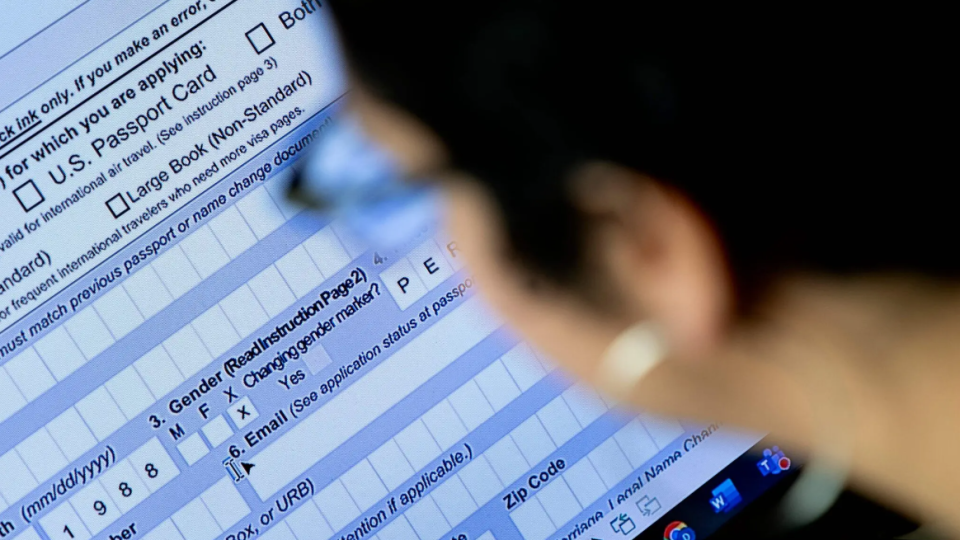 aviakompanid197 ssha bilshe ne zmozhut prijmati pasporti z poznachkoyu stati x teper lishe cholovik abo zhinka 68f81105ba6e8 Авіакомпанії США більше не зможуть приймати паспорти з позначкою статі «X»: тепер лише «чоловік» або «жінка»