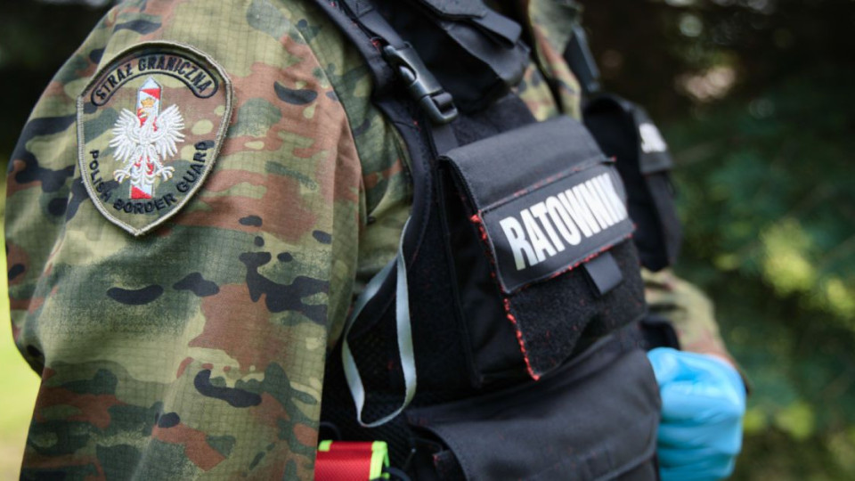 na polskomu kordoni zatrimali ukrad197nciv iz pidroblenimi shtampami v На польському кордоні затримали українців із підробленими штампами в паспортах