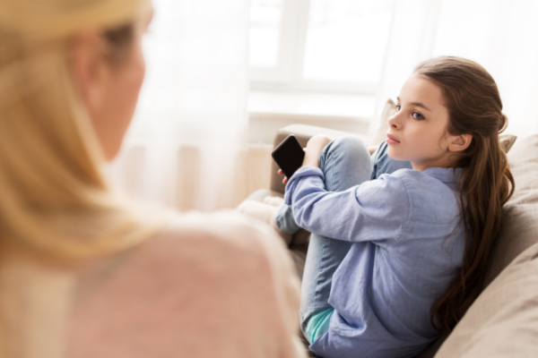 Підлітки, які багато сидять у соцмережах, мають гіршу пам’ять і словниковий запас — дослідження pidlitki yaki bagato sidyat u socmerezhax mayut girshu pamyat i slovnikovij zapas doslidzhennya 68f810e7a8546 Підлітки, які багато сидять у соцмережах, мають гіршу пам’ять і словниковий запас — дослідження