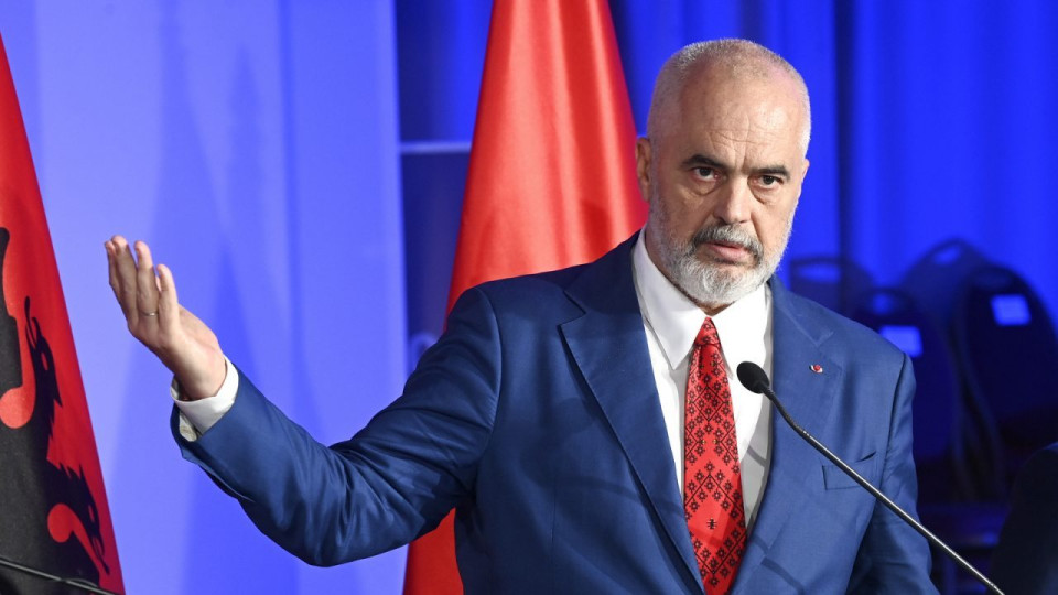 premyer albanid197 zayaviv shho persha u sviti shi ministerka vagitna 83 ditmi 69014bae8b477 Прем'єр Албанії заявив, що перша у світі ШІ-міністерка «вагітна 83 дітьми»