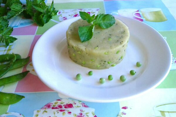recepti smachne nizhne kartoplyane pyure z zelenim goroshkom 690405685ded0 Рецепти: Смачне ніжне картопляне пюре з зеленим горошком
