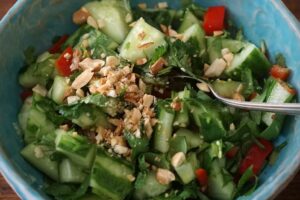 recepti smachnij domashnij legkij salat bita mizeriya 68f1907f7742f Рецепти: Смачний домашній легкий салат «Бита мізерія»