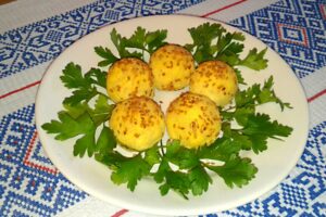 recepti smachna originalna sitna zakuska salatni kulki 69167a69ed400 Рецепти: Смачна оригінальна ситна закуска - салатні кульки