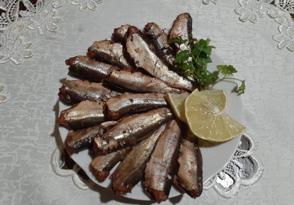 recepti smachni apetitni domashni shproti 69167a63eea74 Рецепти: Смачні апетитні домашні шпроти