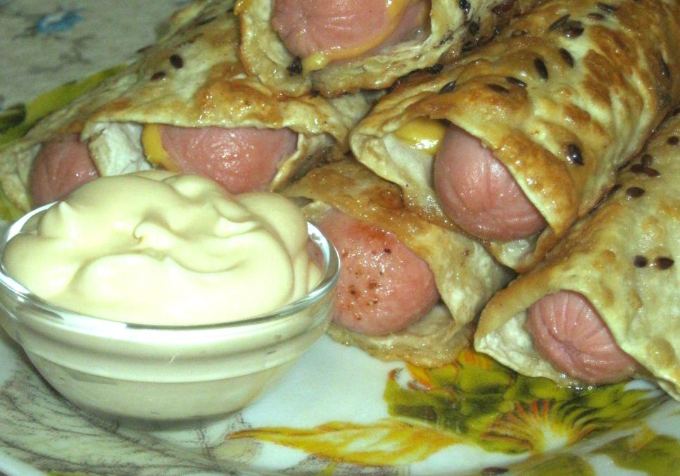 recepti smachni apetitni domashni xot dogi ledachi 69167a5e1e1ad Рецепти: Смачні апетитні домашні хот-доги «Ледачі»