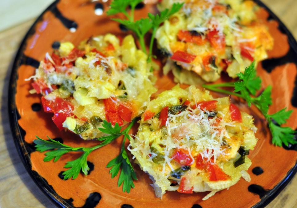 recepti smachni apetitni kartoplyani tartaletki z ovochami 6928ef76f1d84 Рецепти: Смачні апетитні картопляні тарталетки з овочами