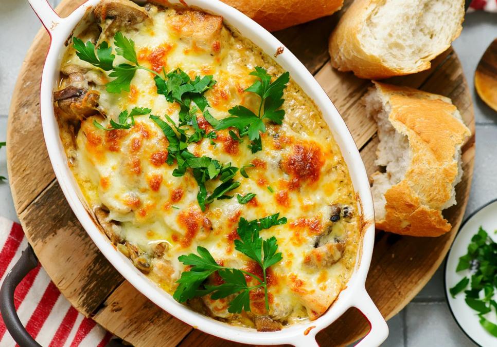 recepti smachnij aromatnij domashnij zhulyen z pechericyami 690d400d574db Рецепти: Смачний ароматний домашній жульєн з печерицями