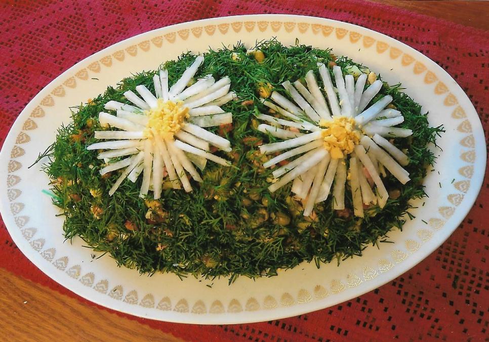 recepti smachnij domashnij sitnij salat iz kurkoyu 6928ef6b8335b Рецепти: Смачний домашній ситний салат із куркою