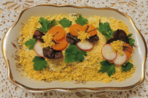 recepti smachnij svyatkovij domashnij salat violeta 6928ef92c9c0d Рецепти: Смачний святковий домашній салат «Віолета»