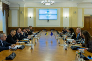 ruslan kravchenko obgovoriv z predstavnikami yes verxovenstvo prava reformu organiv prokuraturi ta sistemi yusticid197 692635f02496d Руслан Кравченко обговорив з представниками ЄС верховенство права, реформу органів прокуратури та системи юстиції